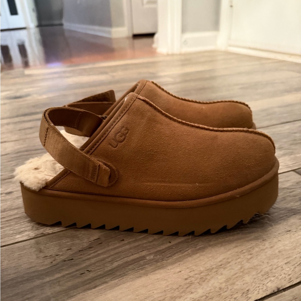 UGG Women Lanah Clog Platform - Chestnut like goldenstar